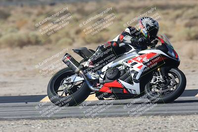 media/Sep-20-2025-Race Pace (Sat) [[d4e1b33f4d]]/Verified/Turn 14 (930am)/